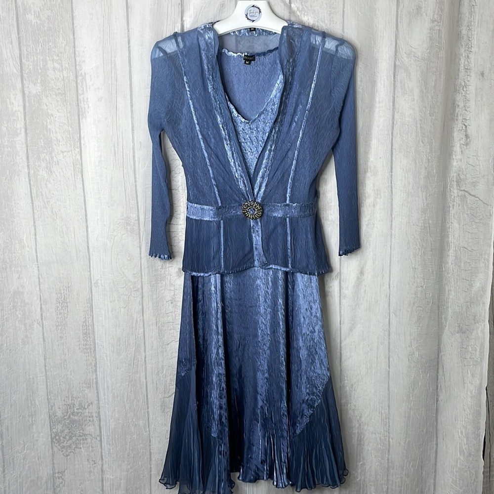 Komarov 2 pc set. Charmeuse.​​